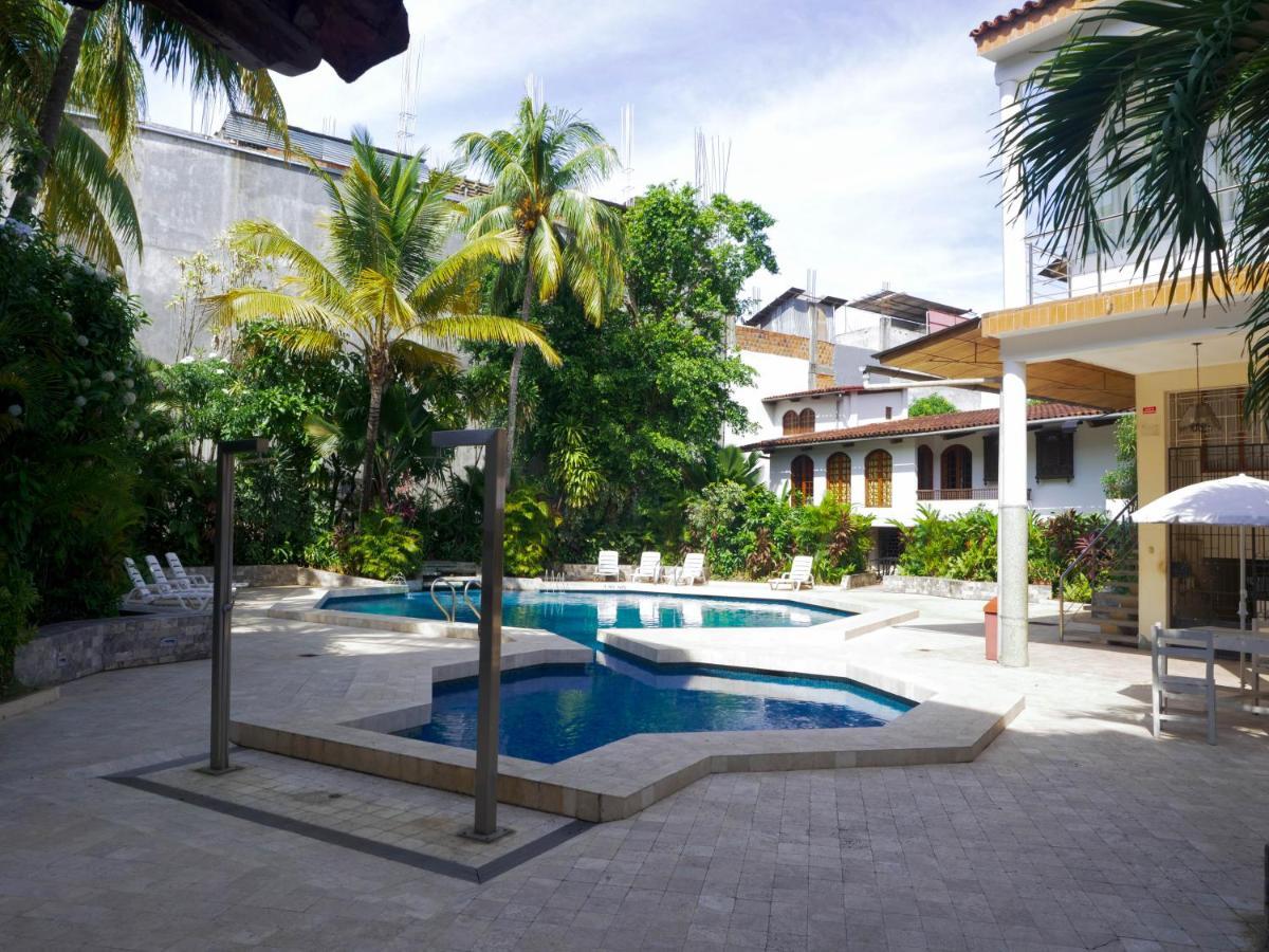 Grand Hotel Mercedes ปูคาลปา ภายนอก รูปภาพ